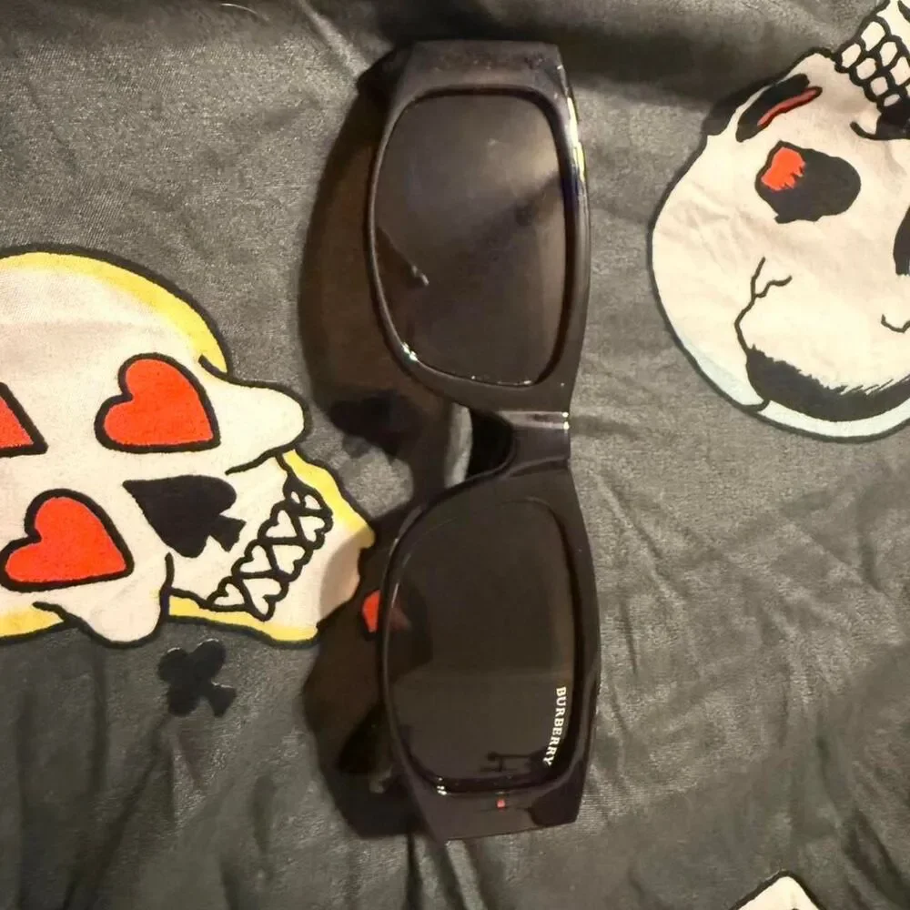 Unbranded Women's Black Sunglasses